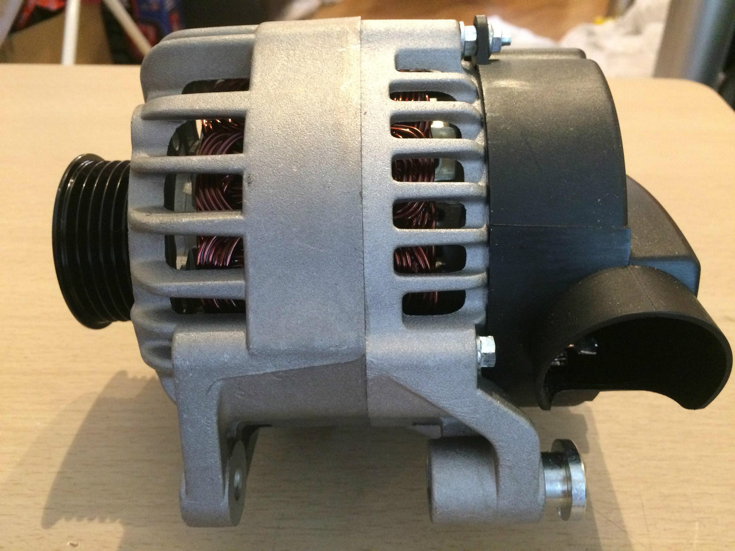Alternator Ford Courier 00-02 / Fiesta 99-02 80amp 12V DMA7442 No Surcharge