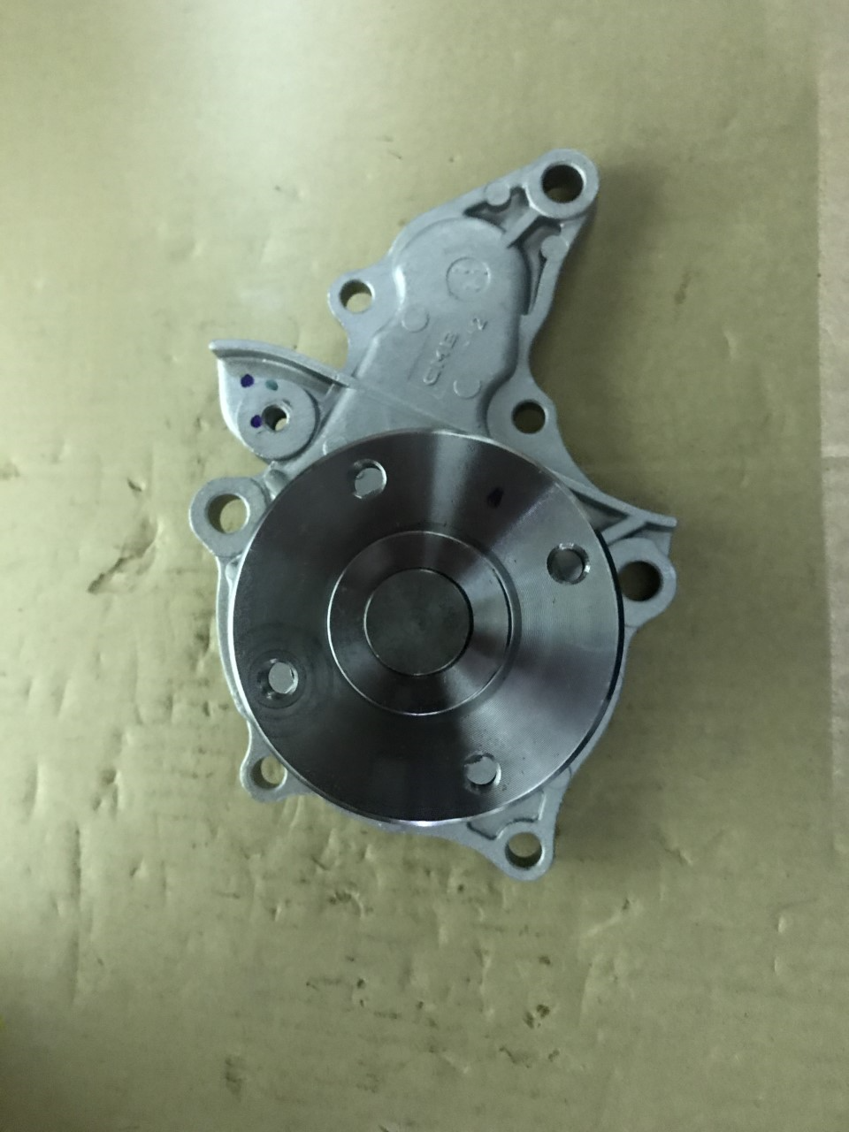 Water Pump with Gasket Toyota Corolla Carina Celica GMB 35220 **NEW**