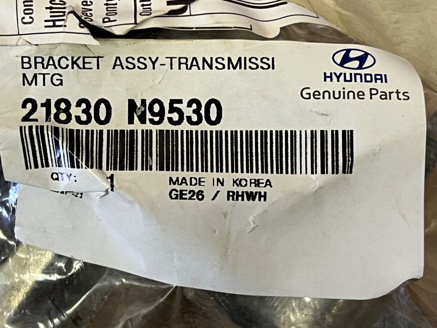 21830N9530 Genuine Hyundai Kia Engine Support Mount Bracket