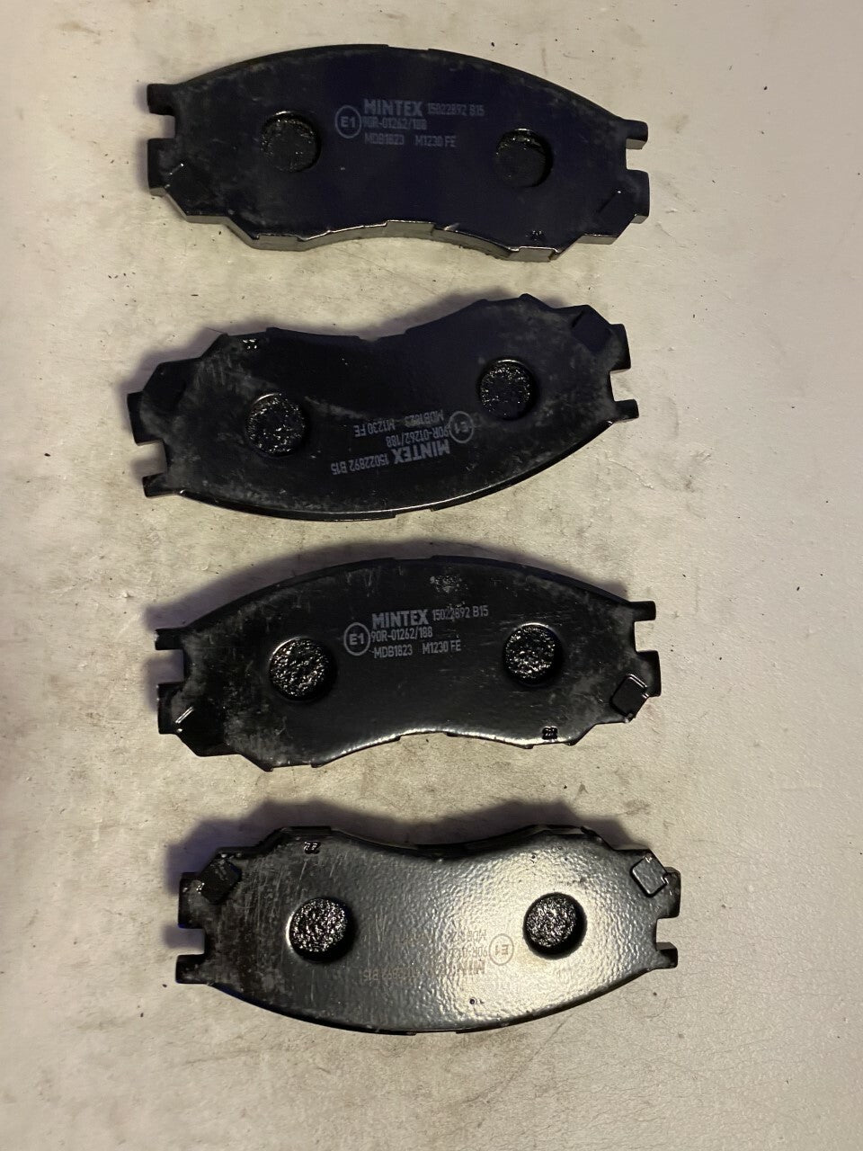 Mintex MDB1823 Front Brake Pad Set