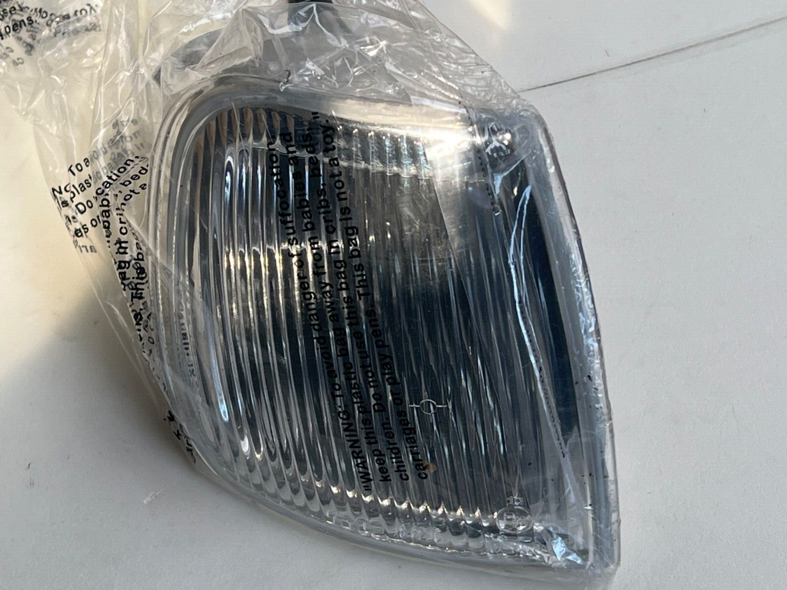 TYC 18-5215-05-2B Front Off Side Right Hand Indicator Lamp fits Seat Arosa 97-04