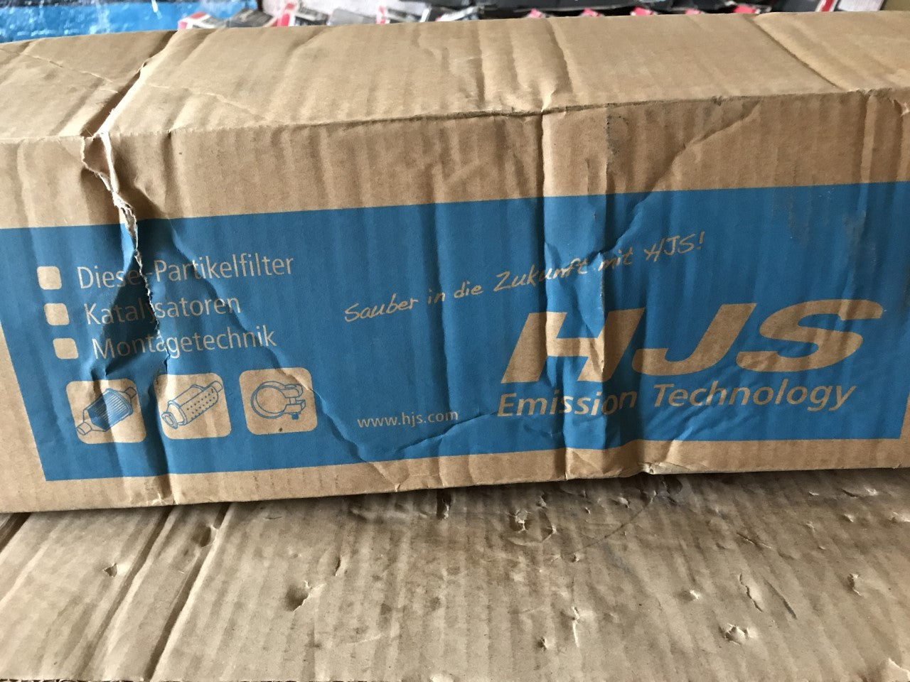 CAT Catalytic Converter Audi A4 VW Passat 90115615 3B0254200 New