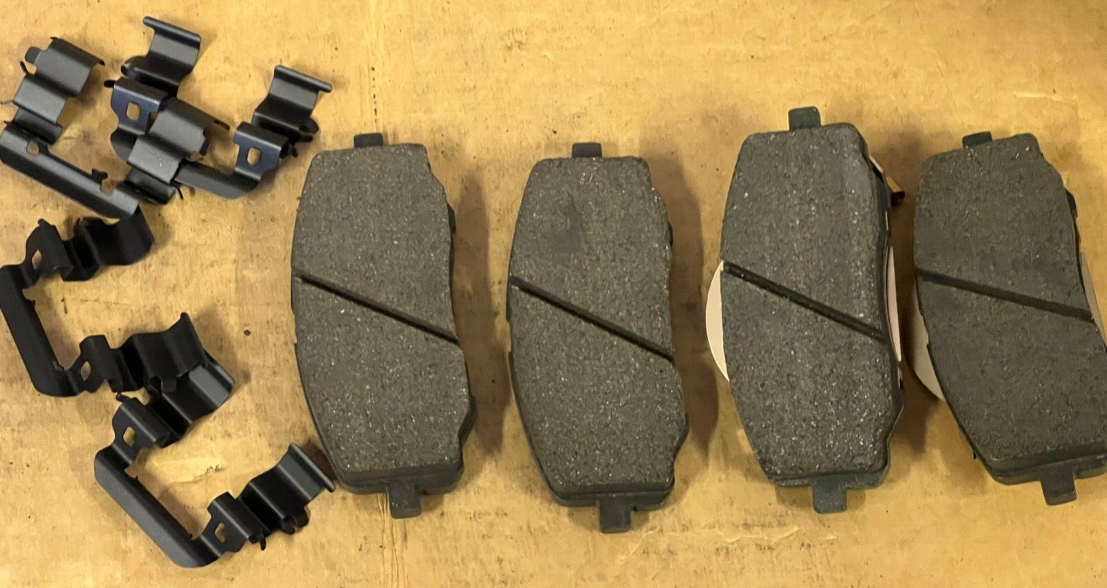 Genuine Hyundai Kia 581011JA60 Front Brake Pads