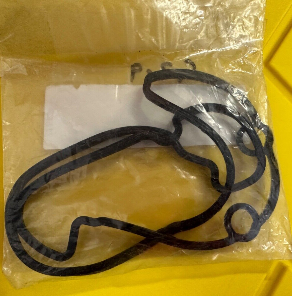 Elring 719.820 Rocker Cover Gasket fits Vauxhall Agila Suzuki Splash Alto Nissan