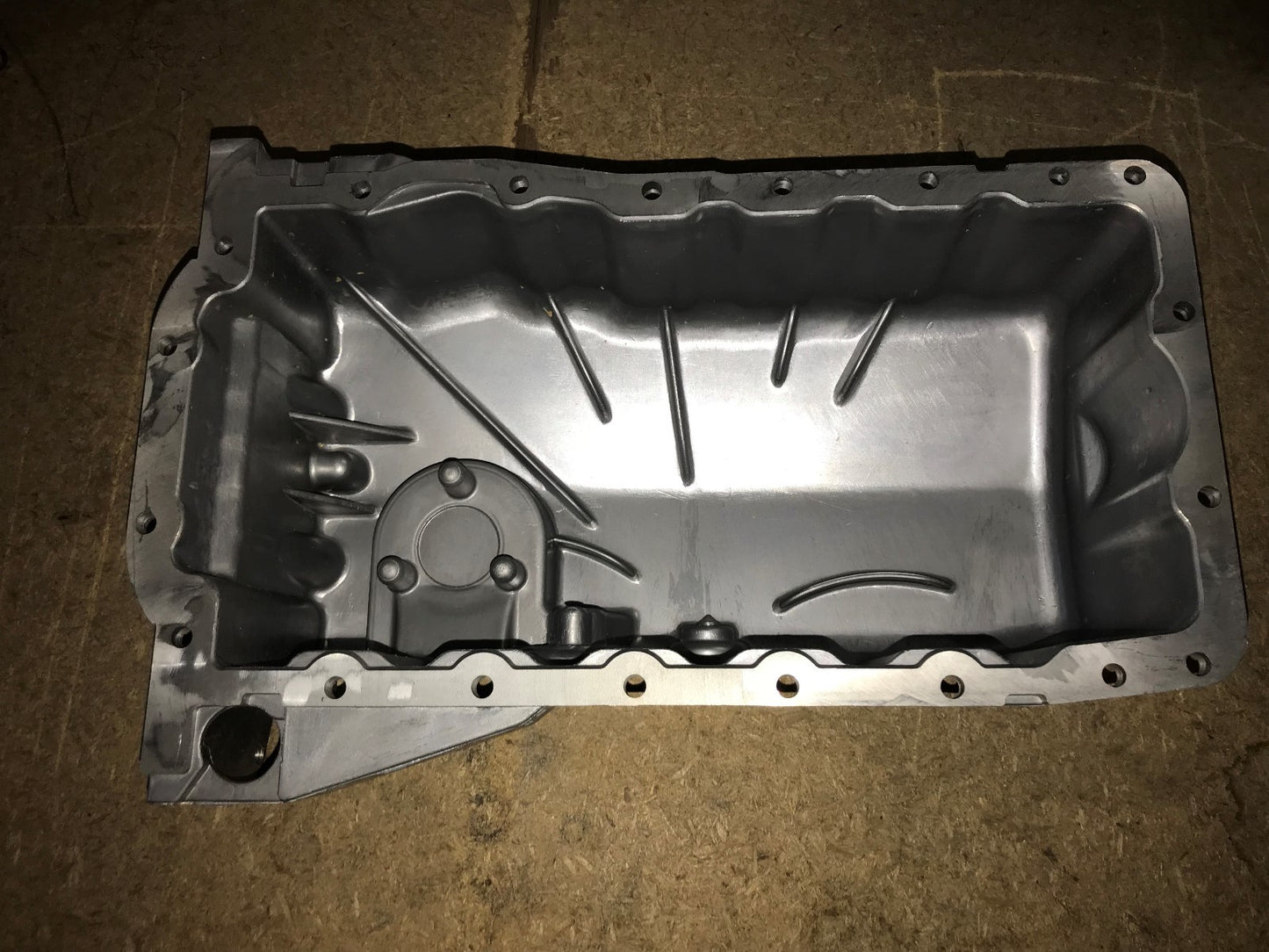 Oil Sump Audi A3 TT Seat Leon Toledo Skoda Octavia VW Golf Bora 332440560