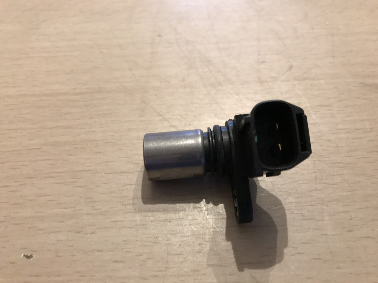 Camshaft Sensor Lexus IS220d Toyota Auris Avensis Corolla Verso iQ RAV4 ADT37241