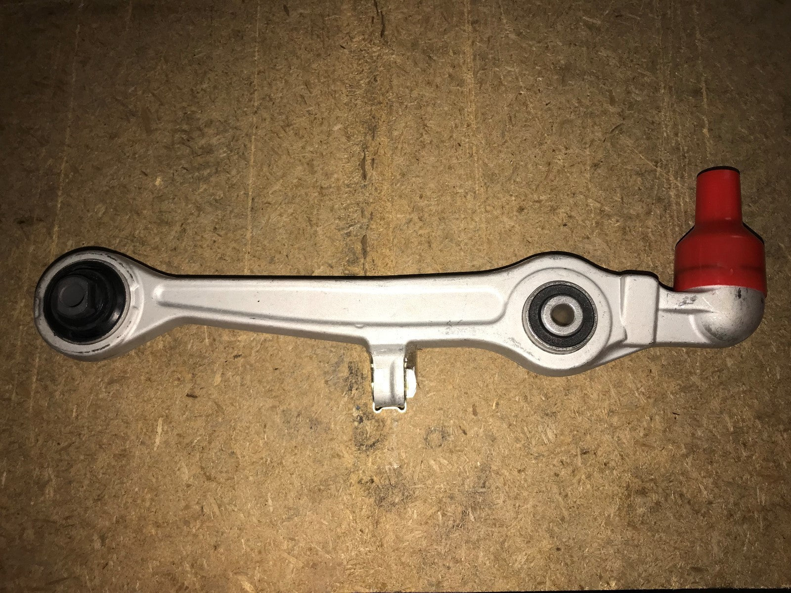 Track Control Arm Audi A4 A6 S4 S8 Skoda Superb VW Passat 4D0407151PS1 34767