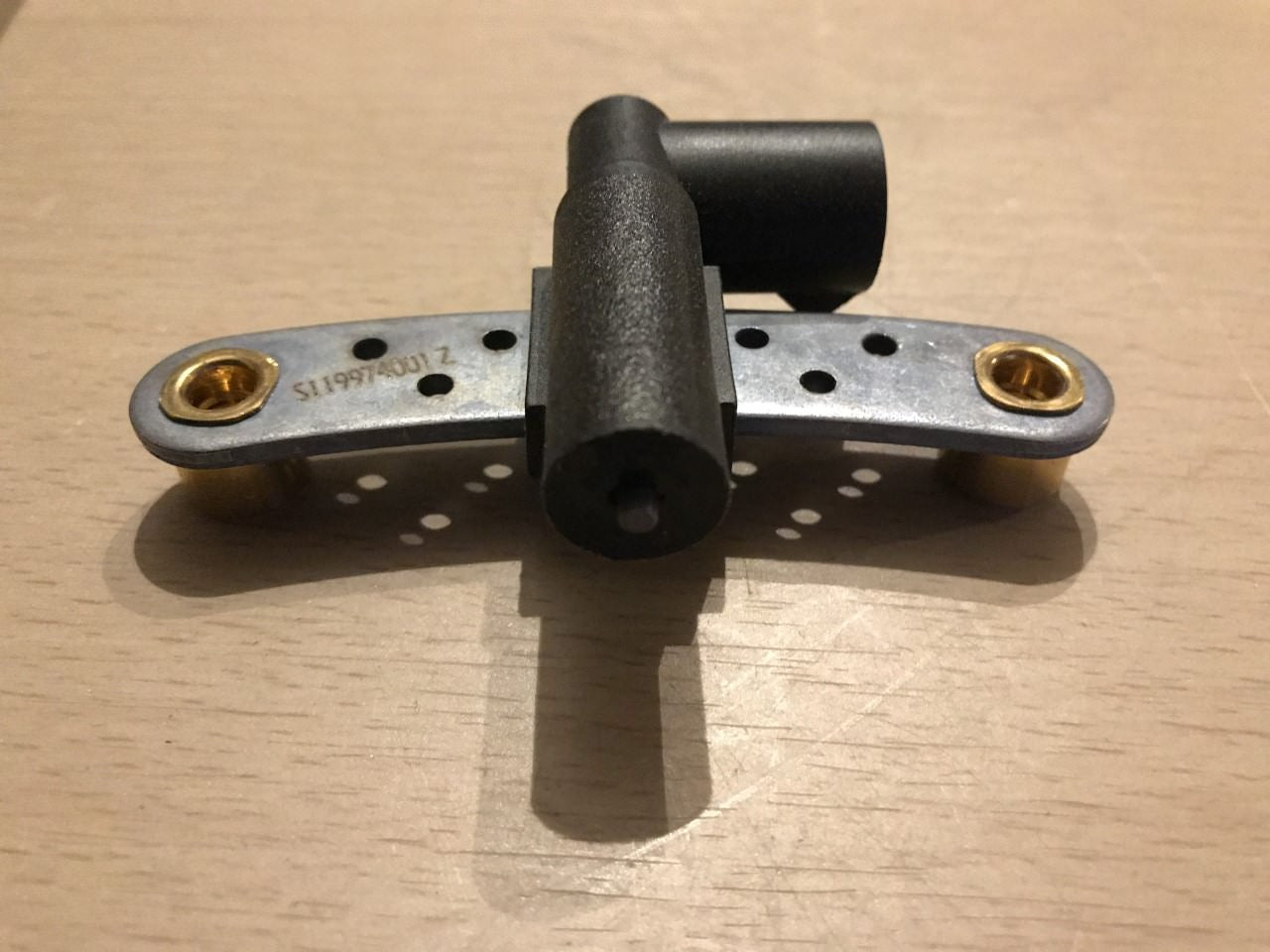 Crankshaft Sensor Renault Clio Kangoo Express Megane Scenic S119974001Z