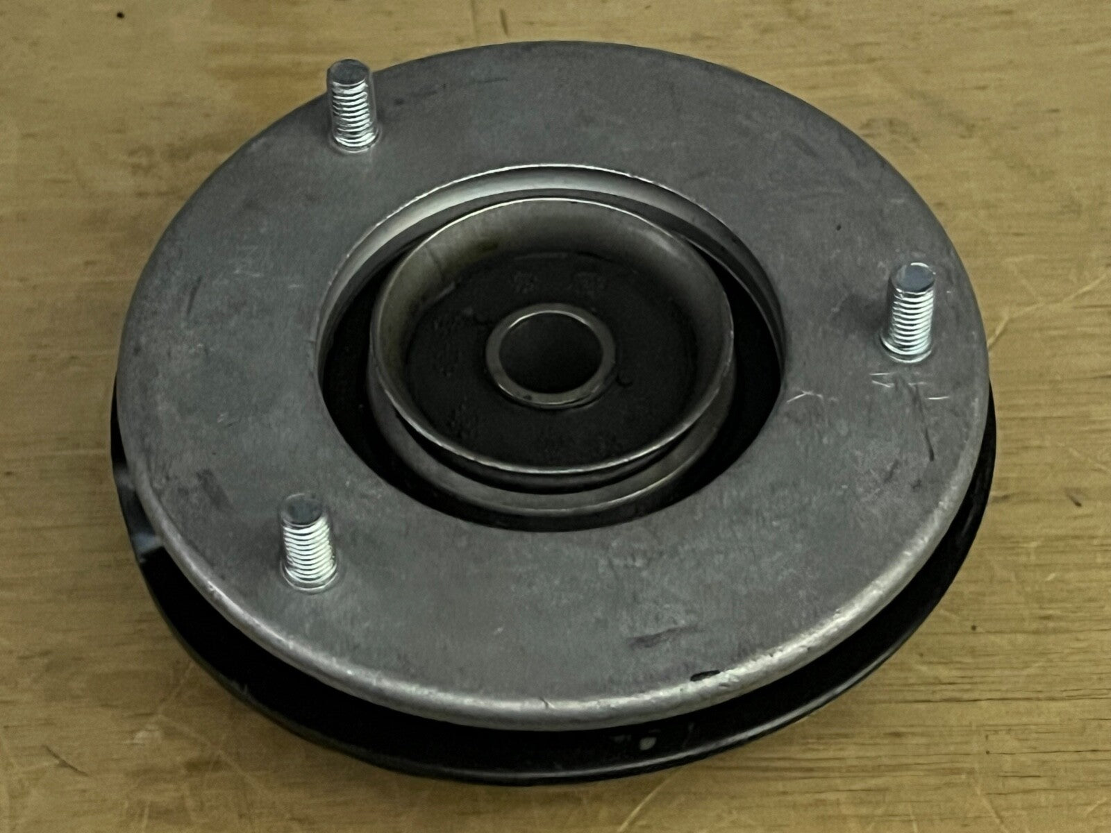 Mapco 36675 Front Top Strut Mount fits BMW 5 Series E34 Touring