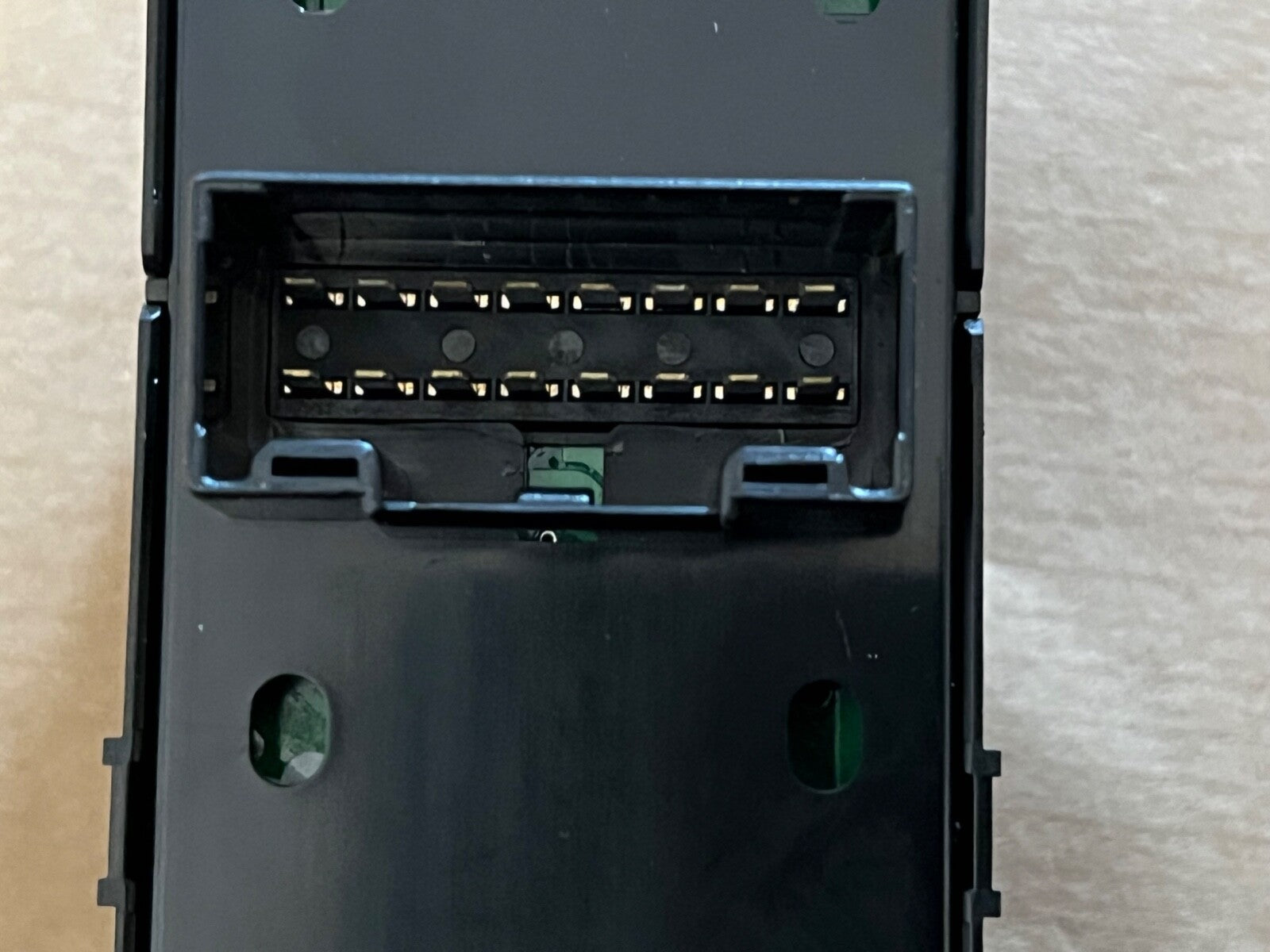 Genuine New Hyundai iX35 & Tucson Electric Window Switches 93571-2S800