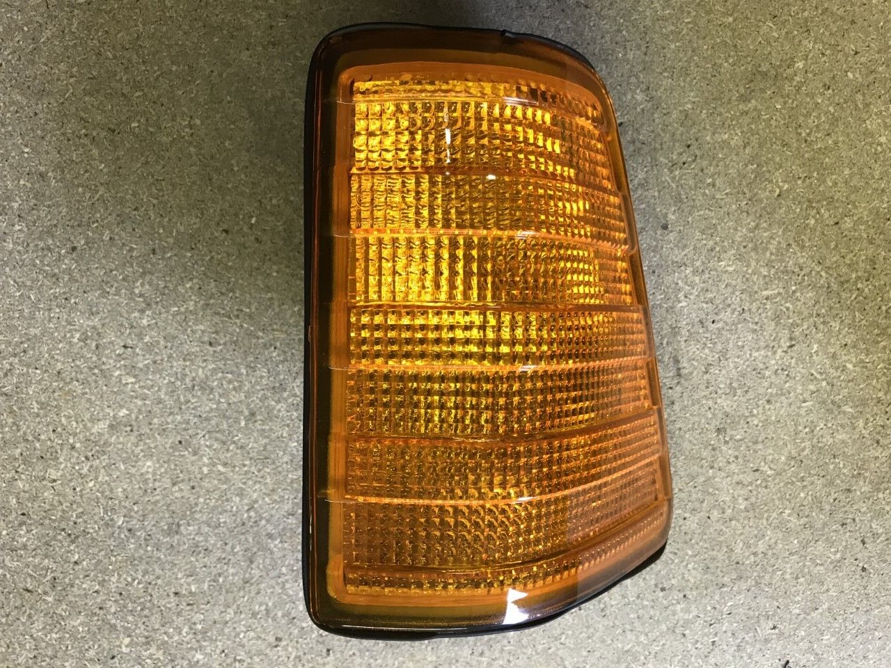 Front Indicator Lamp Near Side Left Hand Mercedes T1 TN 1981-1995 14-1506L-AE