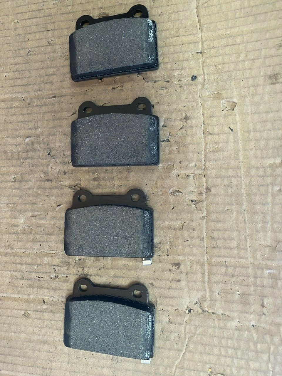 Mintex MDB3039 Rear Brake Pad Set fits Misubishi