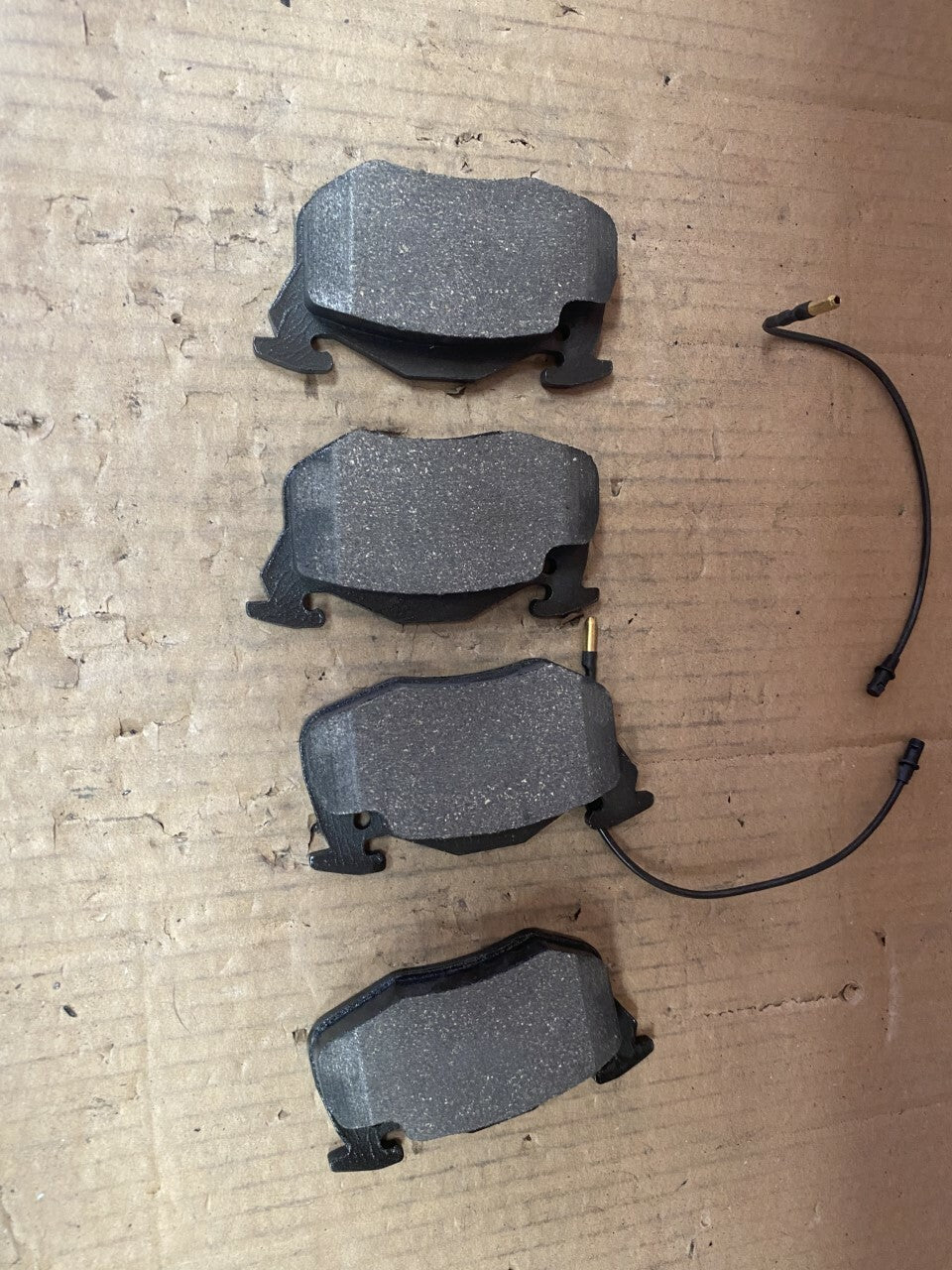 Mintex MDB1291 Front Brake Pad Set fits Peugeot Renault Citroen