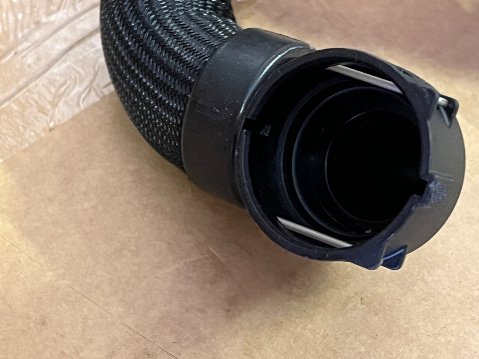 Genuine Vauxhall 39122358 Radiator Outlet Hose fits Astra