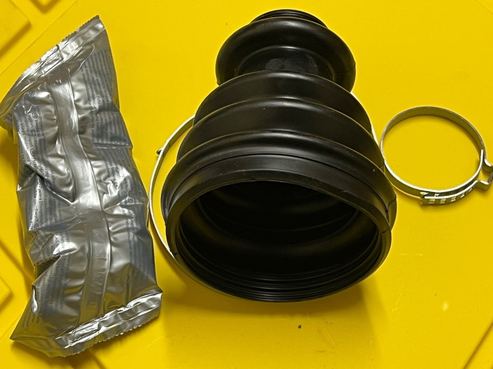 Spidan 23007 CV Boot Kit fits Renault Trafi Peugeot