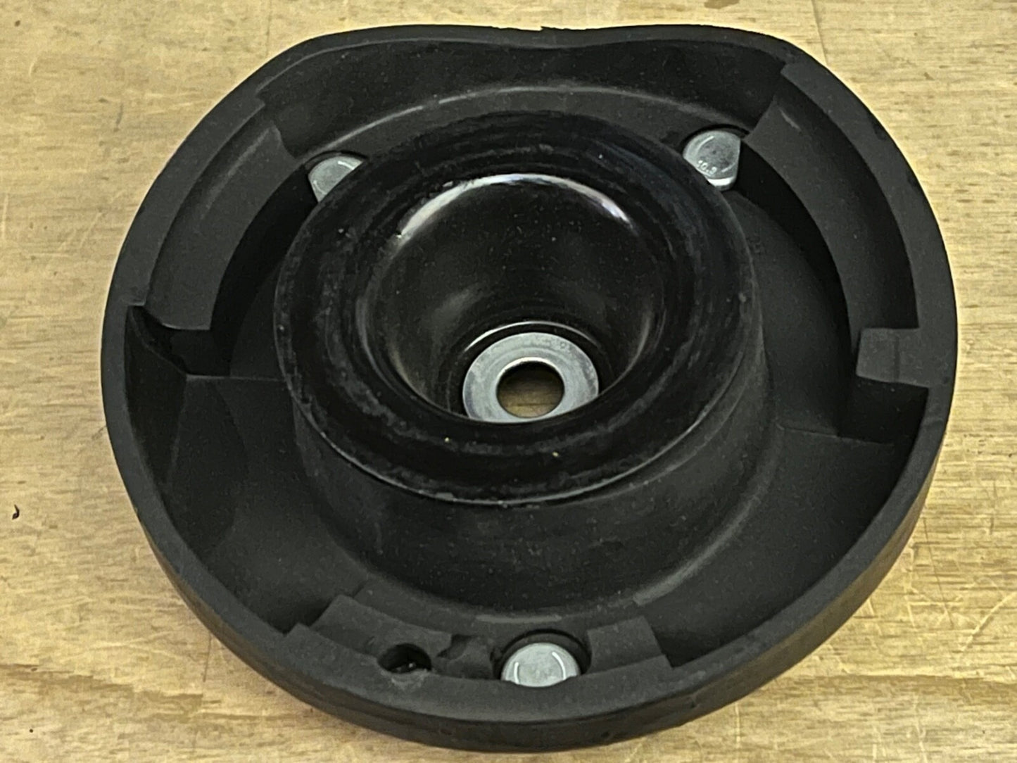 febi 09379 Strut Mount Top Strut Suspension Mount fits Renault Clio Laguna