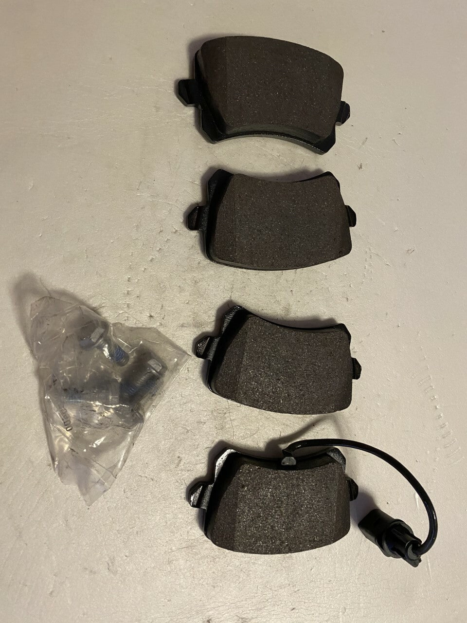 Mintex MDB3777 Rear Brake Pad Set fits Audi