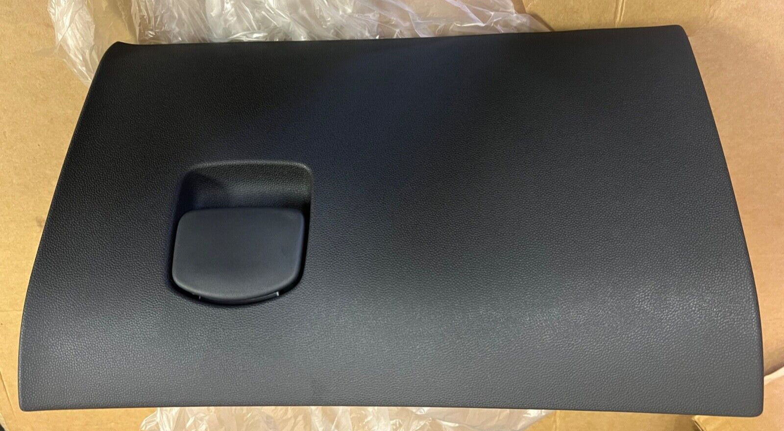 New Genuine Vauxhall 13205264 Glove Box Cover fits Vauxhall Corsa D 2006-2015