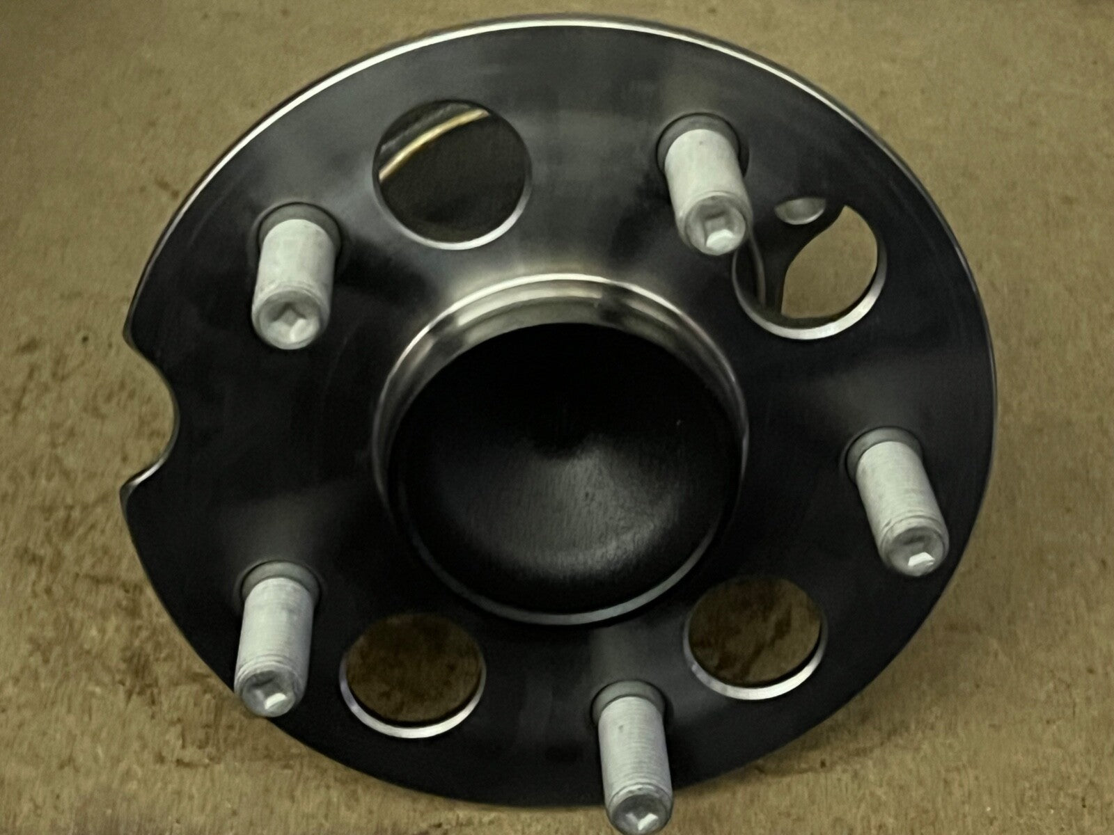 Solid Auto T137063 Toyota Avensis Verso 2.0 Rav 4 1.8 Rear Wheel Bearing Hub