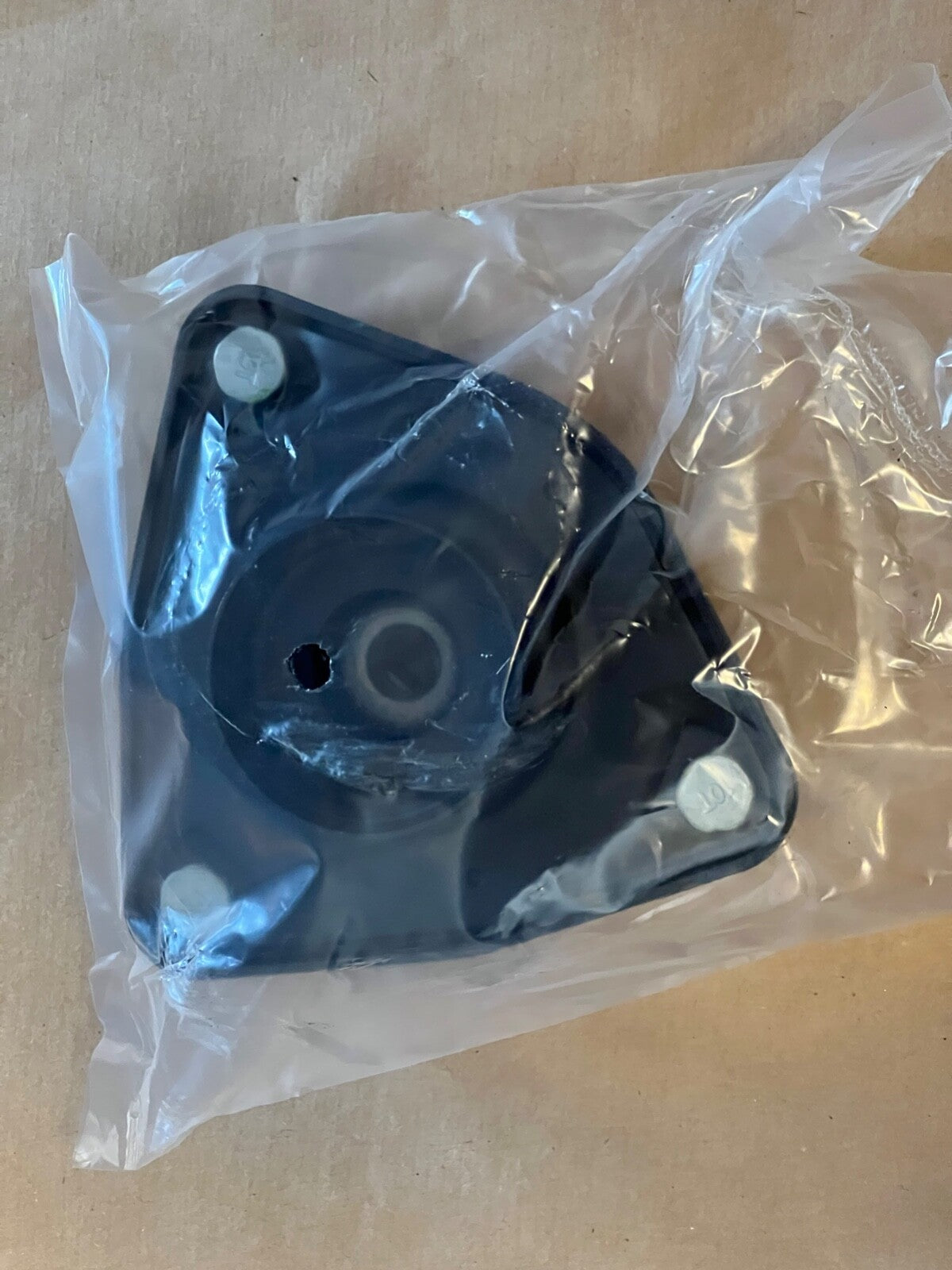 Genuine Hyundai Kia 546102T000 Top Strut Mount i40 ix35 Carens Optima Sportage