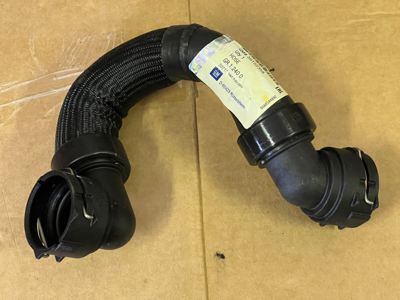 Genuine Vauxhall 39122358 Radiator Outlet Hose fits Astra