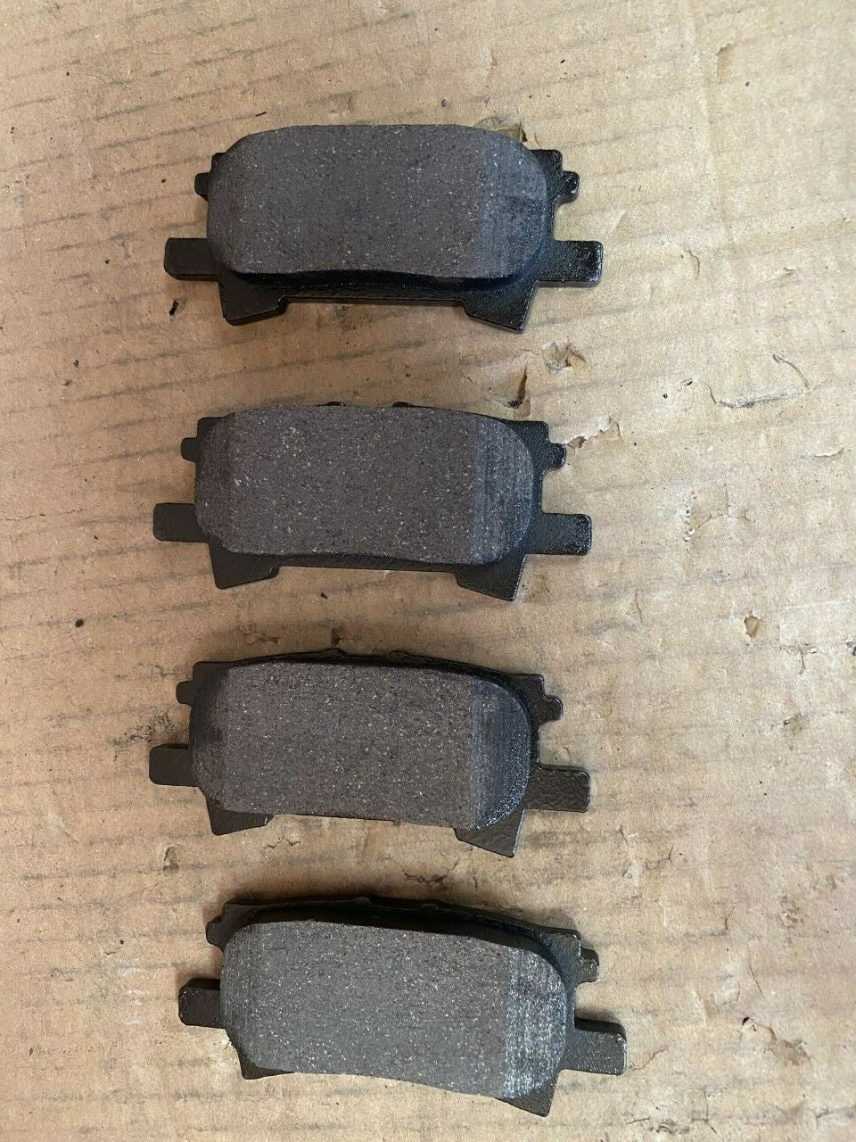 Mintex MDB2572 Rear Brake Pad Set fits Lexus Toyota
