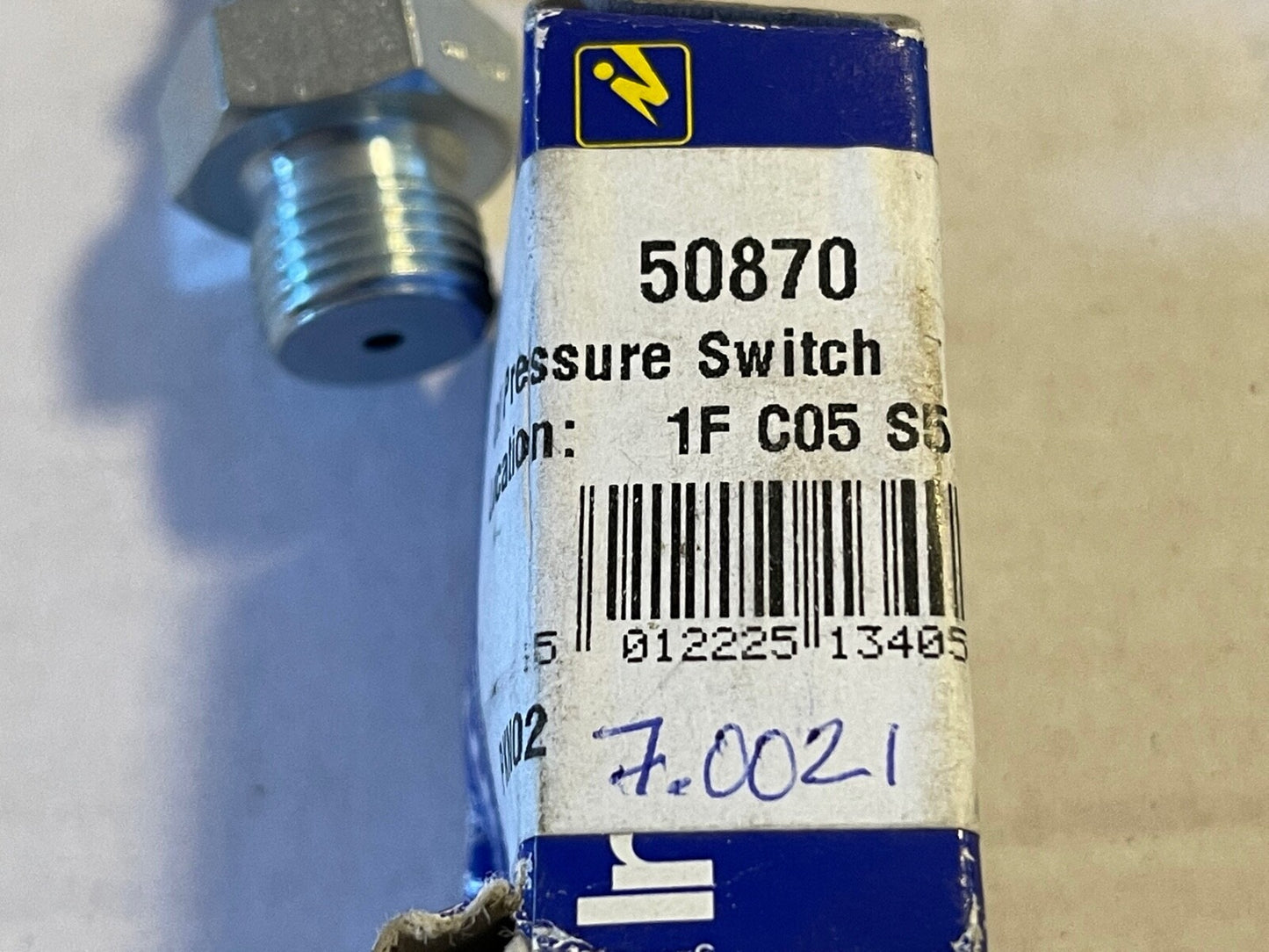 Intermotor 50870 Oil Pressure Switch fits Citroen Ford Peugeot Rover Talbot