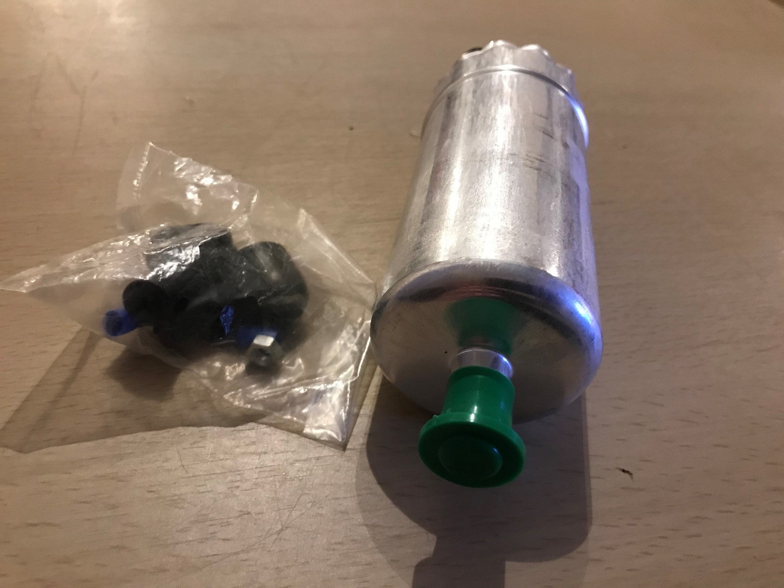 Ele Fuel Pump Espace Kangoo Laguna Master Megane Scenic Grand Vitara 16149190005