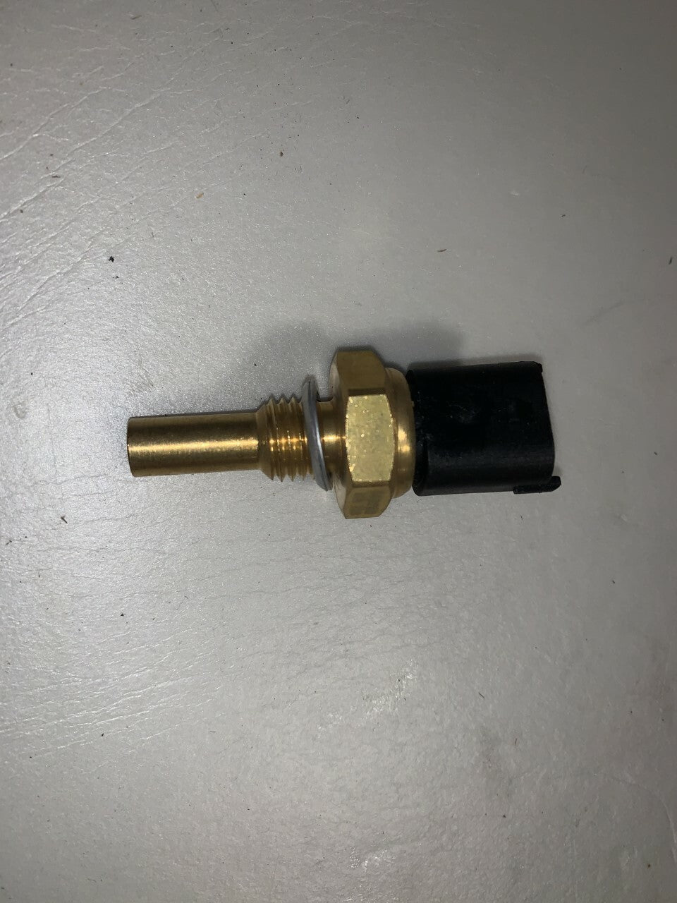 Fuel Parts WS1072 Coolant Temperature Transmitter Sensor 