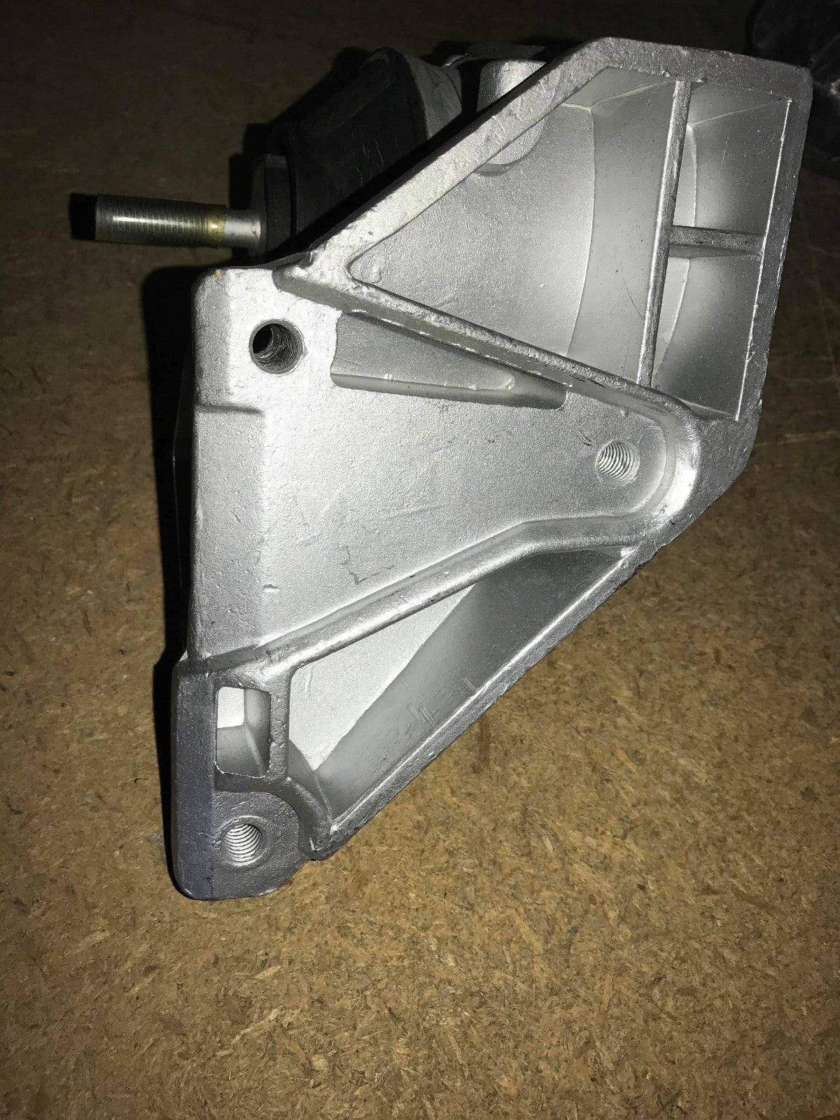 Front Engine Mount Audi 100 90-94 Audi A6 94-97 incl Quattro Mapco 36846