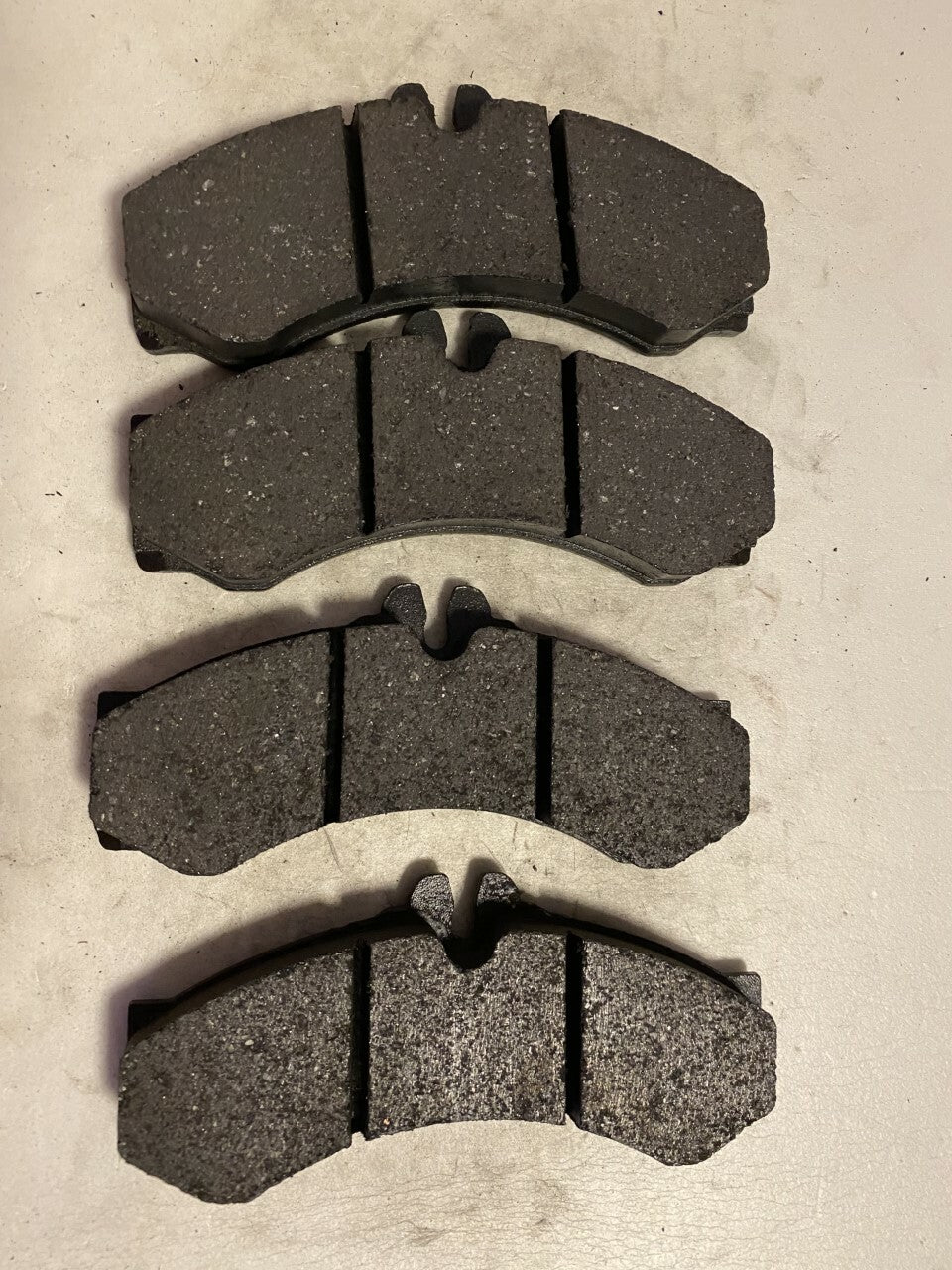 Bosch 0986424832 Brake Pad Set fits Mercedes VW Volvo Volkswagon