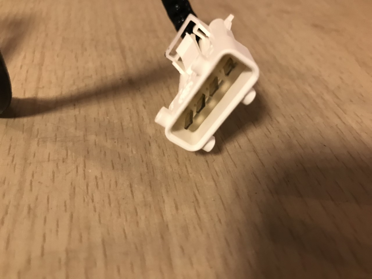 Lambda Oxygen Sensor Citroen Peugeot Saab 25024841