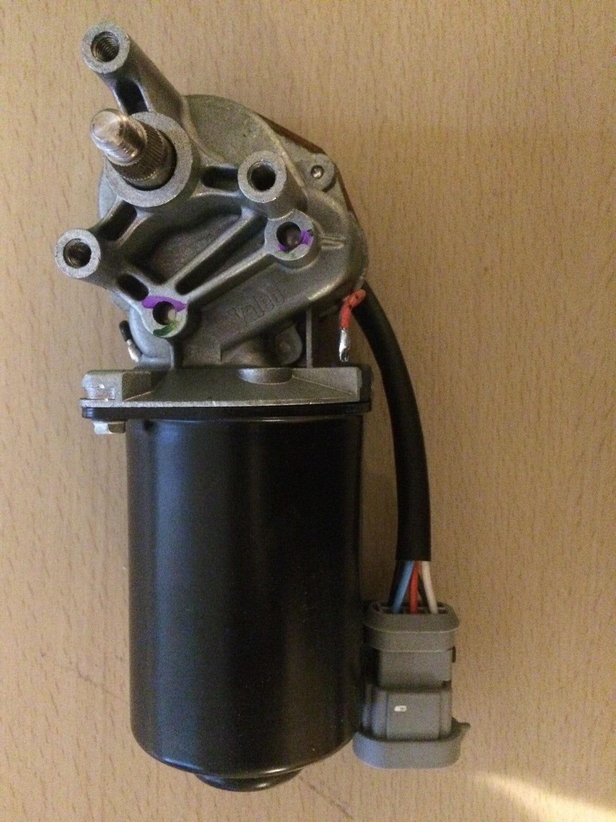 Front Wiper Motor fits Renault Espace Avantime 96-02 Valeo 579203 New Boxed