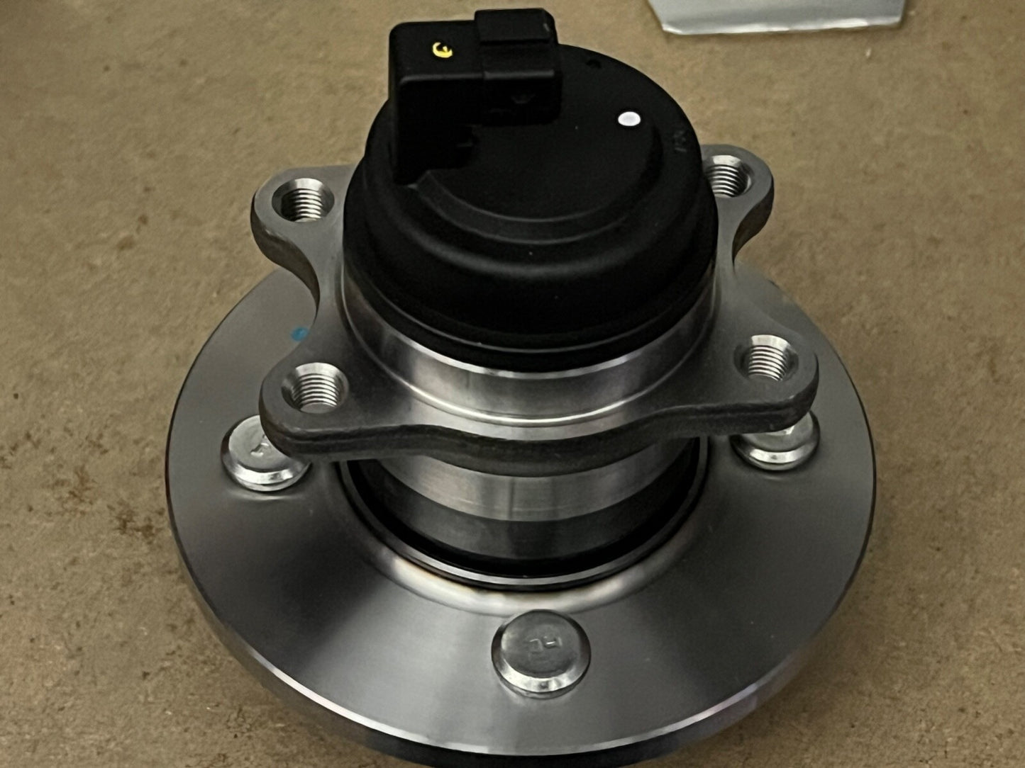 IJ113008 Rear Wheel Bearing for KIA HYUNDAI GETZ PRIME,ACCENT III VERNA III