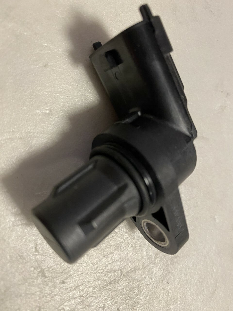 Fuel Parts CS1411 Camshaft Sensor