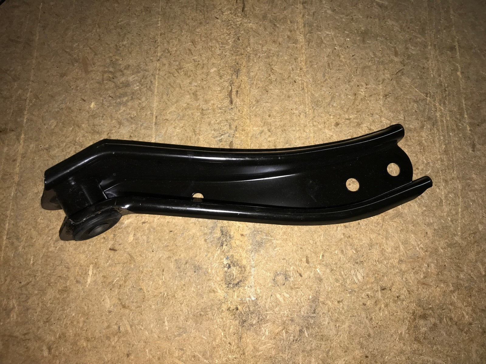 Front Off Side Right Hand Suspension Arm Vauxhall Nova 1982-1993 FAI SS496