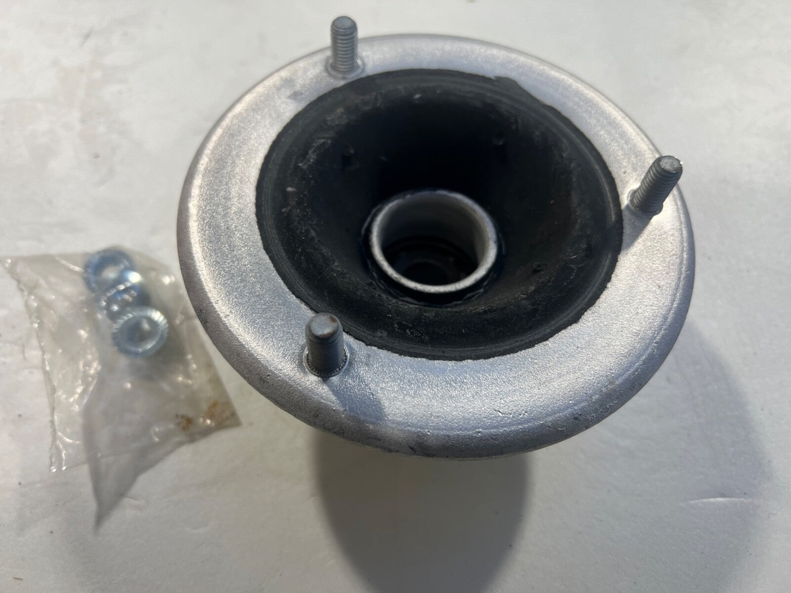 Gabriel GK114 Front Top Strut Mount fits BMW 5 Series E39 3 Series E46