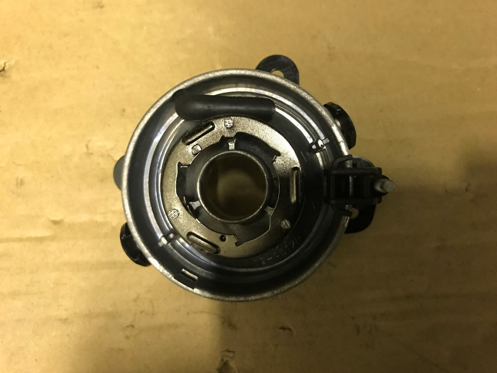 Front Left Hand Near Side Fog Lamp VW Transporter 2003-on 19-A518-01-2B