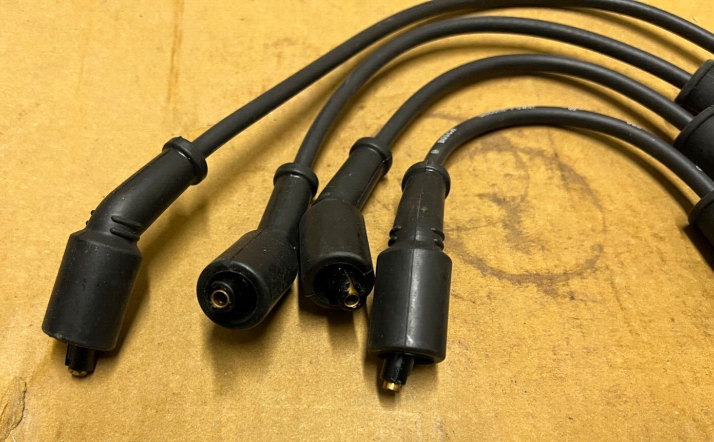 Bosch 0986357255 Ignition Lead Set fits Renault Clio Kangoo Megane