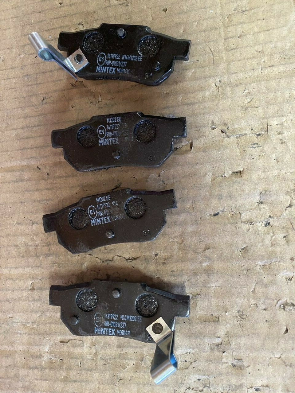 Mintex MDB1411 Rear Brake Pad Set fits Honda MG Rover