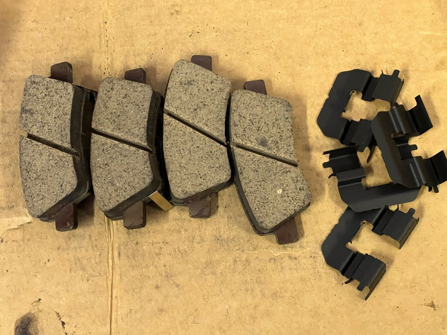Genuine Hyundai Kia 583023ZA10 Rear Brake Pads fit Hyundai i40 Kia Carens Optima