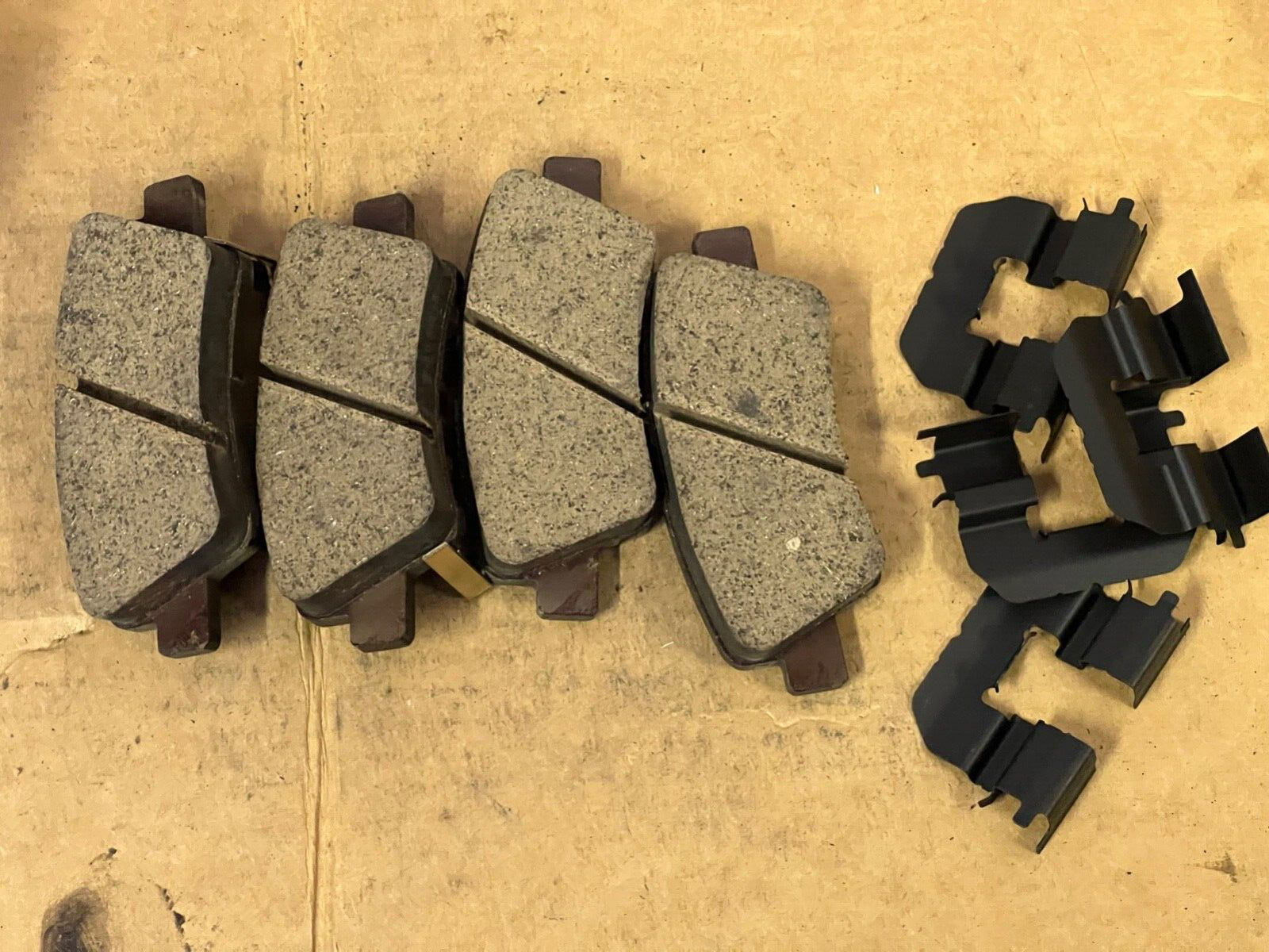 Genuine Hyundai Kia 583023ZA10 Rear Brake Pads fit Hyundai i40 Kia Carens Optima