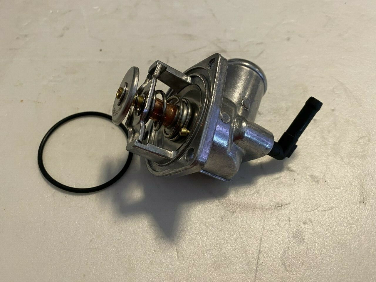 BGA CT5086 TH20892G1 Thermostat Housing fits Chevrolet Opel Vauxhall