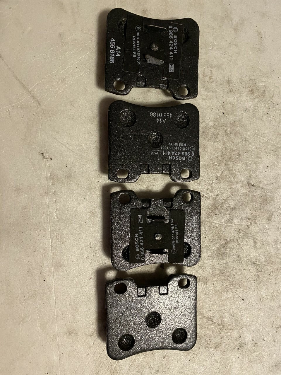 Bosch 0986424411 Front Brake Pad Set fits Citroen Peugeot