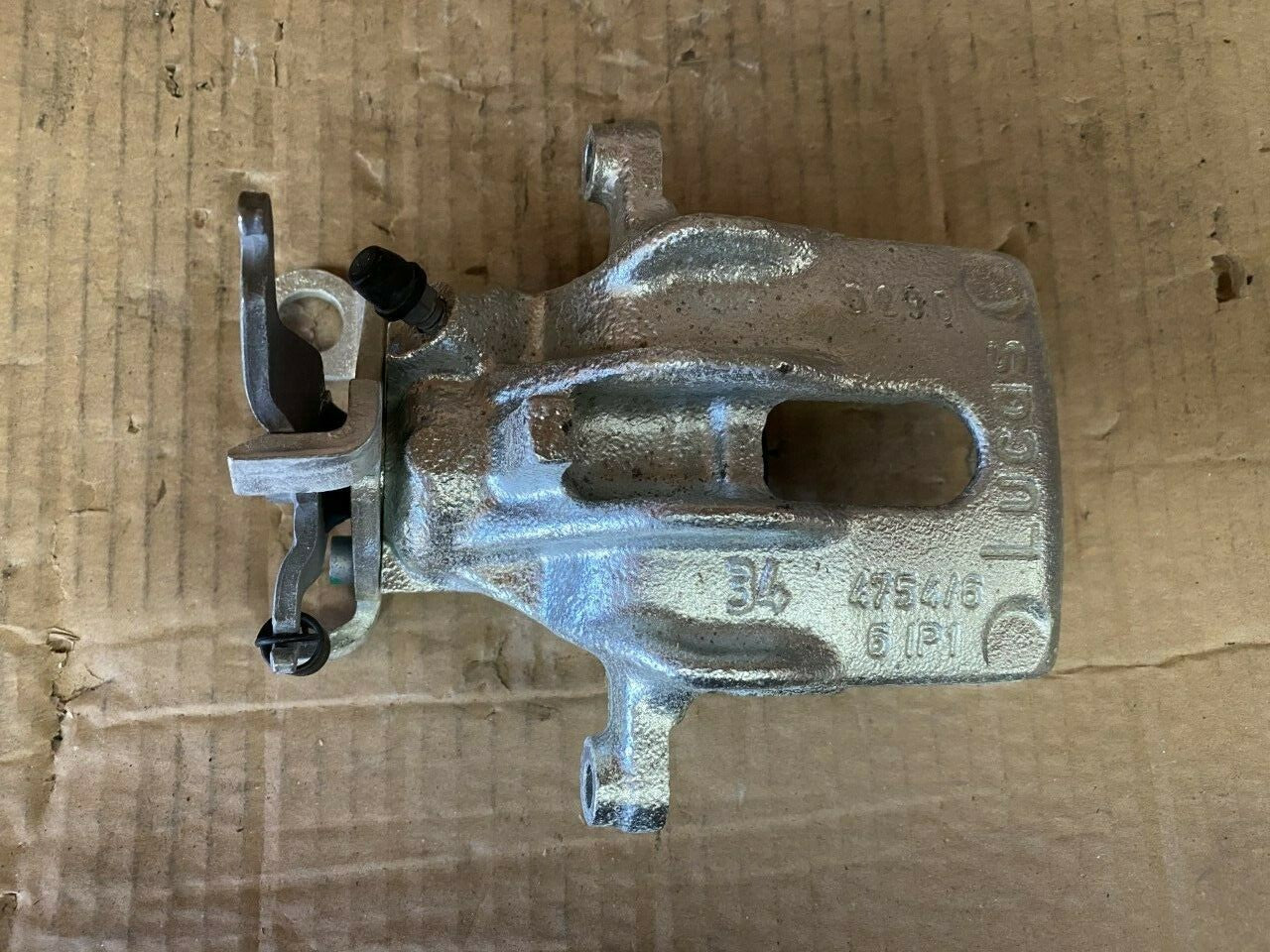 Mintex MBC1032R CA1764R Brake Caliper Right Hand fits Ford