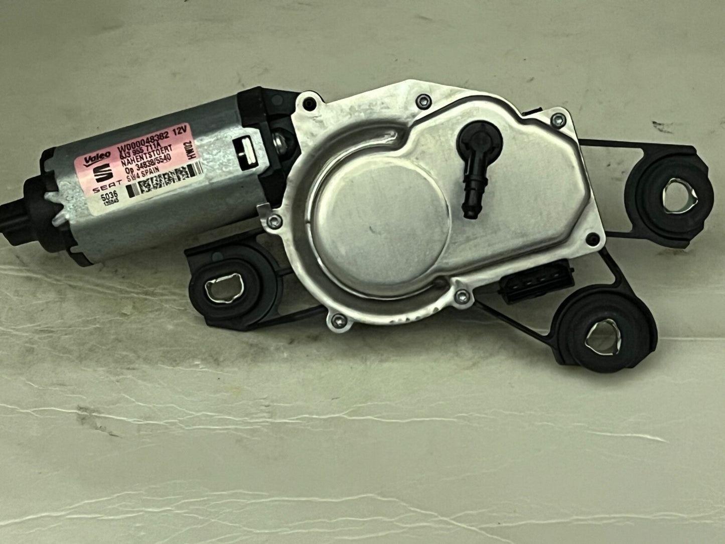 Genuine Seat 6J3955711A fits Seat Audi VW 6J Rear Wiper Motor