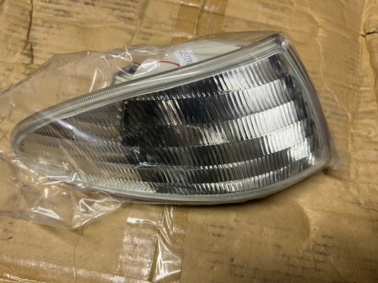 Somora 095013 431-1504R-UE Front Off Side Indicator Lamp fits Ford Mondeo 93-97