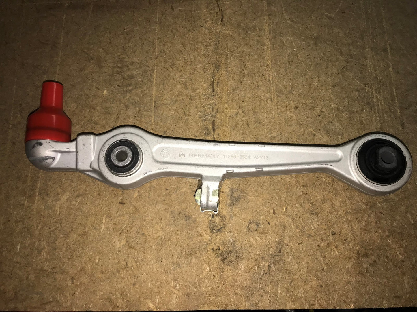 Track Control Arm Audi A4 A6 S4 S8 Skoda Superb VW Passat 4D0407151PS1 34767