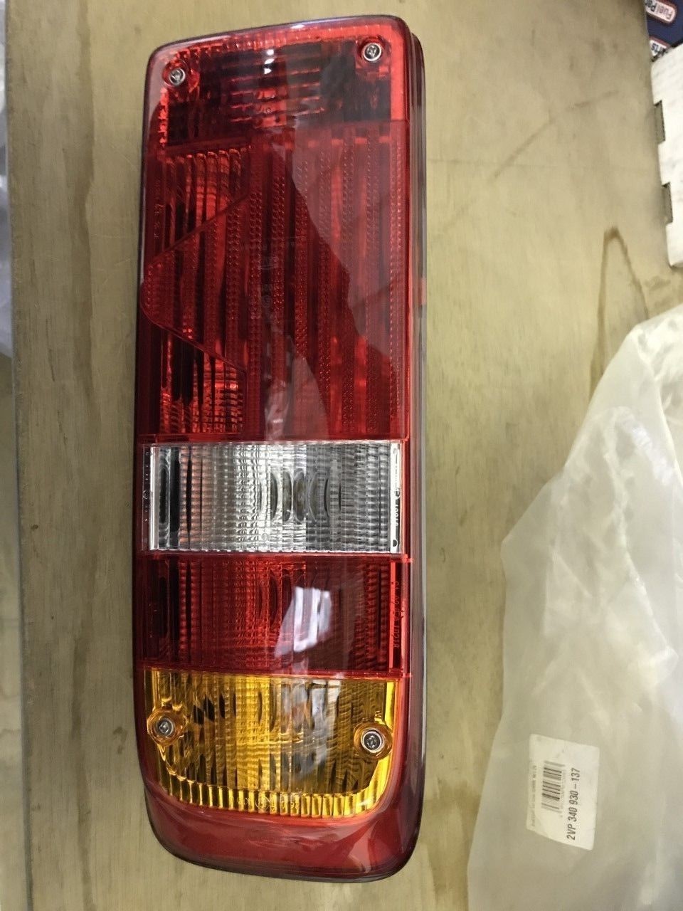 Rear Combination Lamp / Light Hella 2VP 340 930-137 New