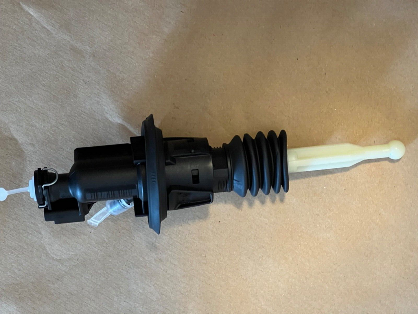 Genuine PSA 9809426080 Clutch Master Cylinder fits Peugeot Citroen Vauxhall